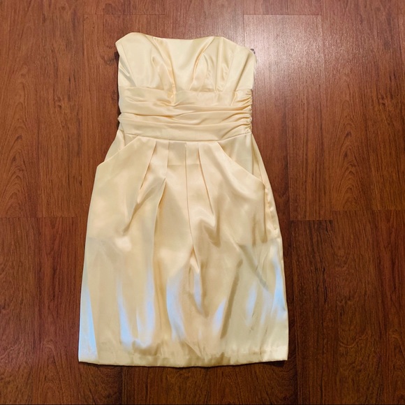 David’s Bridal Yellow Strapless Dress!  Size 2 - Picture 1 of 5